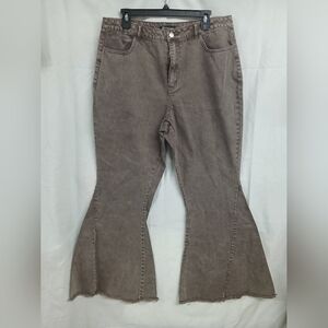 Versona Women’s Size 16 Flare Bell Bottom Jeans Boho Raw Hem 30” Inseam Brown